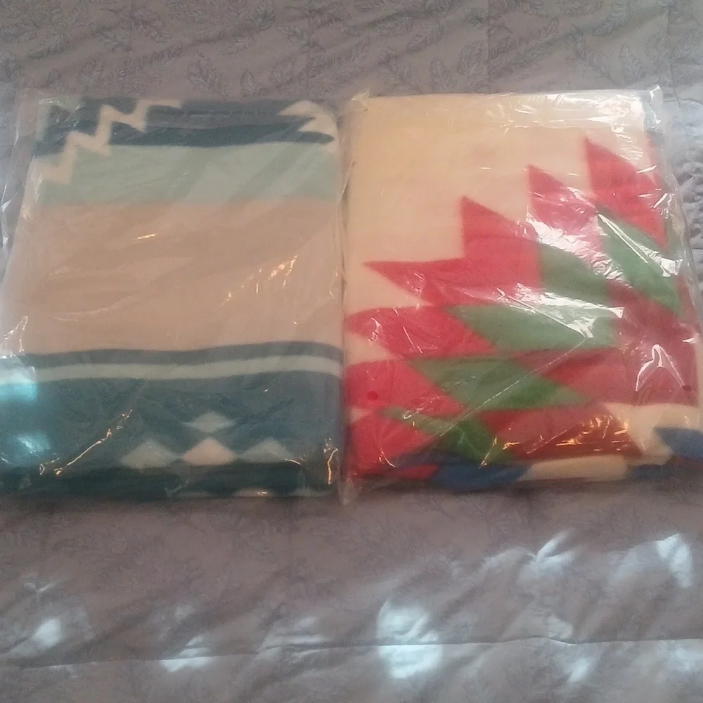 Native America Indian Designed Fleece Blankets/Throws Set of 2